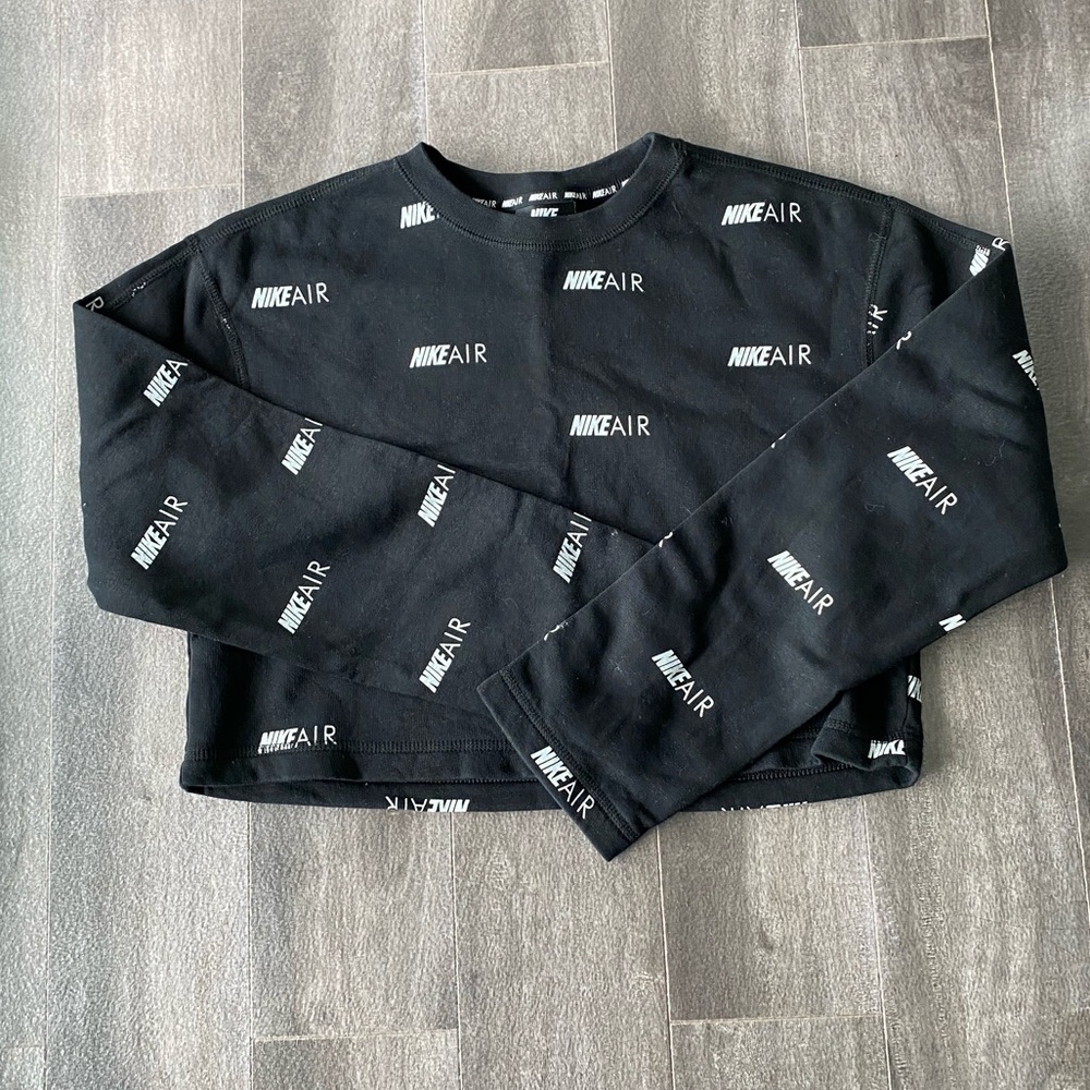Women’s Nike crop sweater